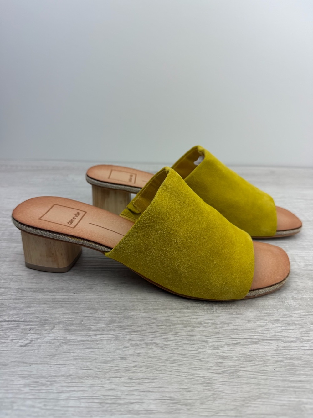 Dolce Vita Kaira Yellow Suede Leather Mules Size 8